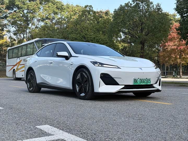 Фото 3 - Changan Deepal SL03