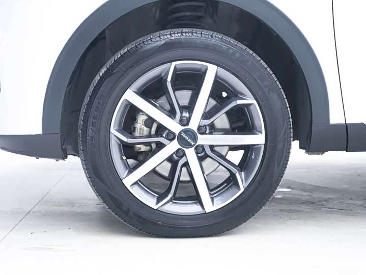 Фото 8 - Haval F7