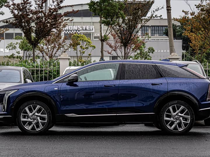 Фото 8 - Cadillac Optiq