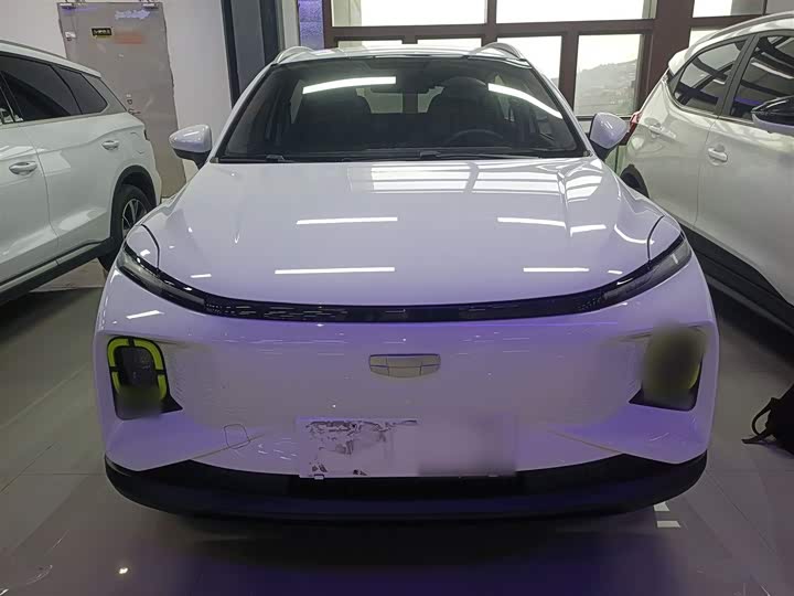 Фото 3 - Geely Geometry E Firefly