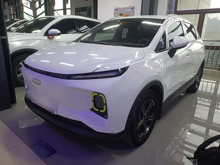 Фото 5 - Geely Geometry E Firefly