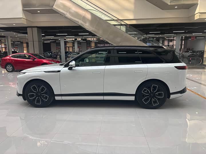 Фото 7 - XPeng G9