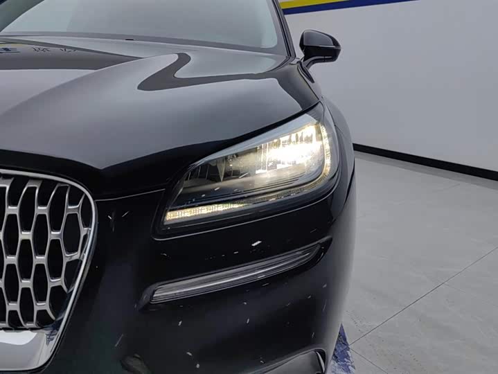 Фото 5 - Lincoln Corsair