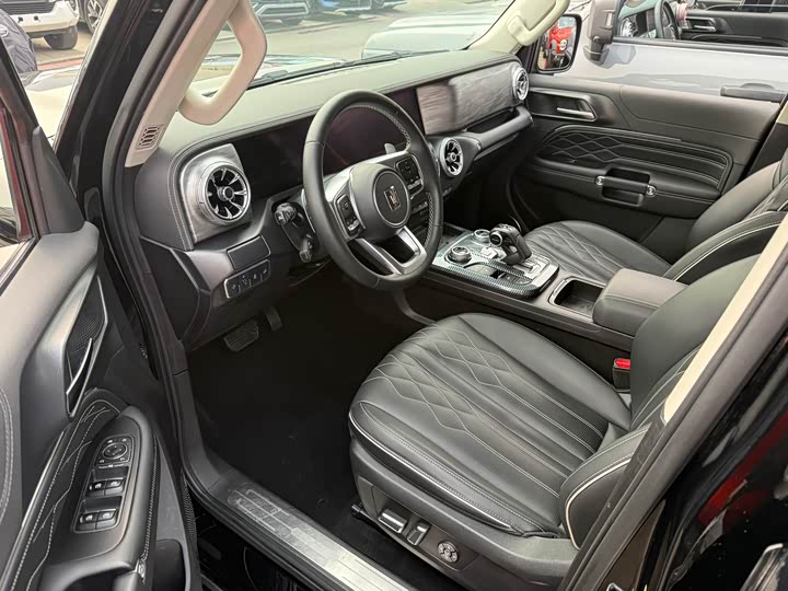 Фото 6 - Tank 300