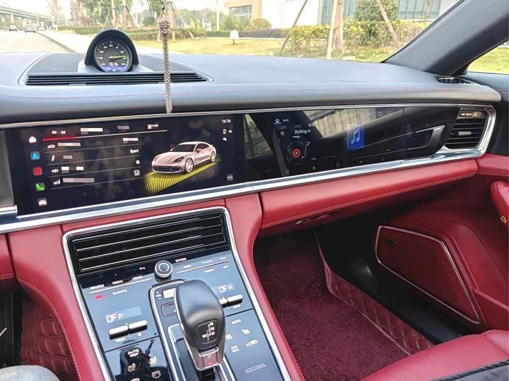 Фото 4 - Porsche Panamera Hybrid