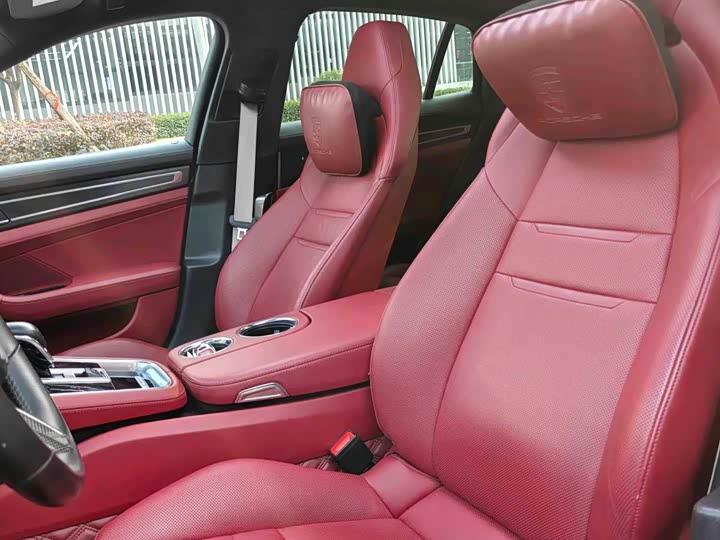 Фото 7 - Porsche Panamera Hybrid