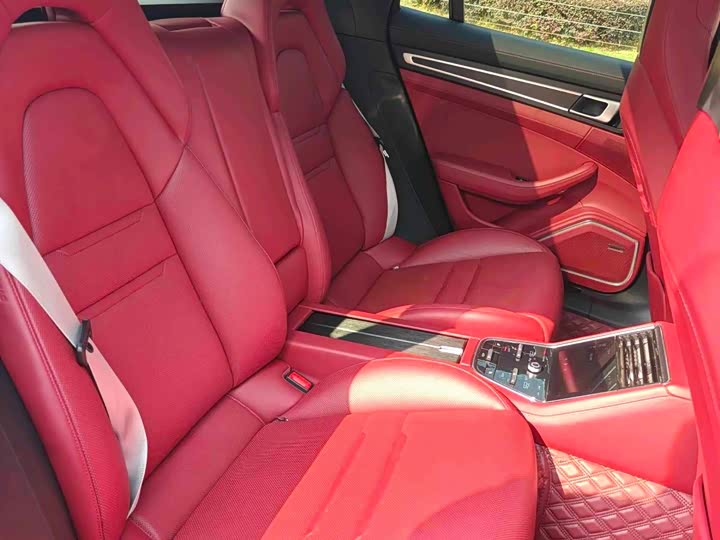 Фото 8 - Porsche Panamera Hybrid