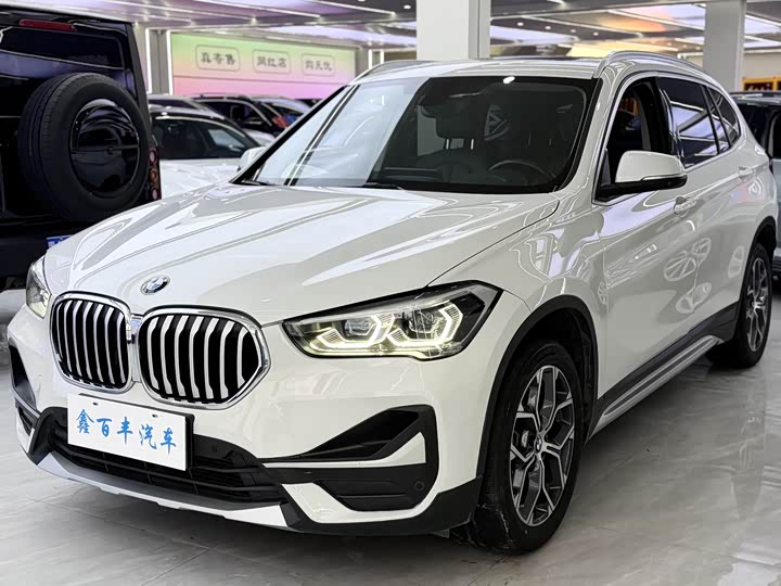 Фото 1 - BMW X1