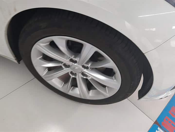 Фото 6 - Cadillac CT5