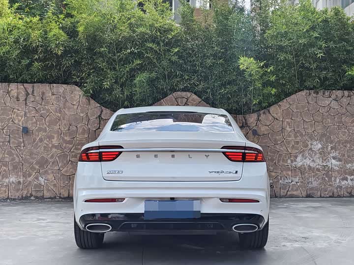 Фото 5 - Geely Preface