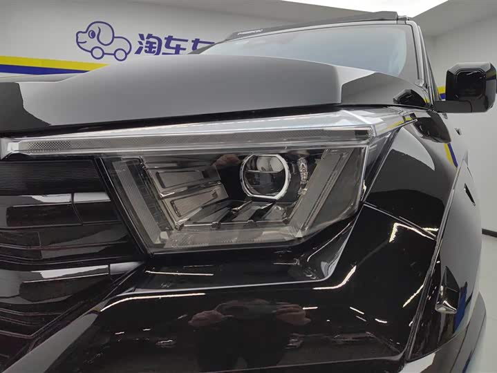 Фото 5 - Tank 400 Hybrid