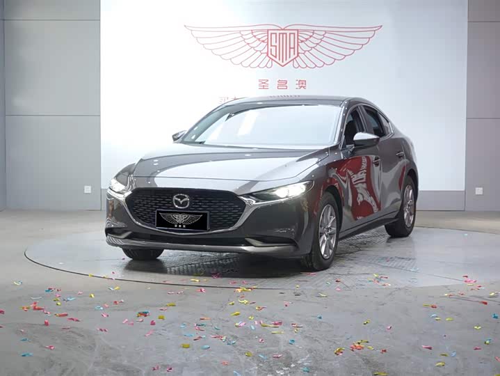 Фото 1 - Mazda 3 (Axela)