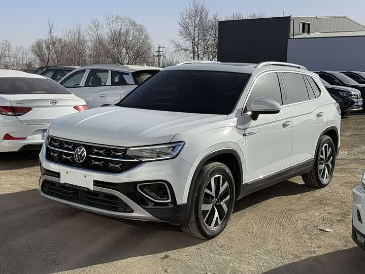 Фото 1 - Volkswagen Tayron