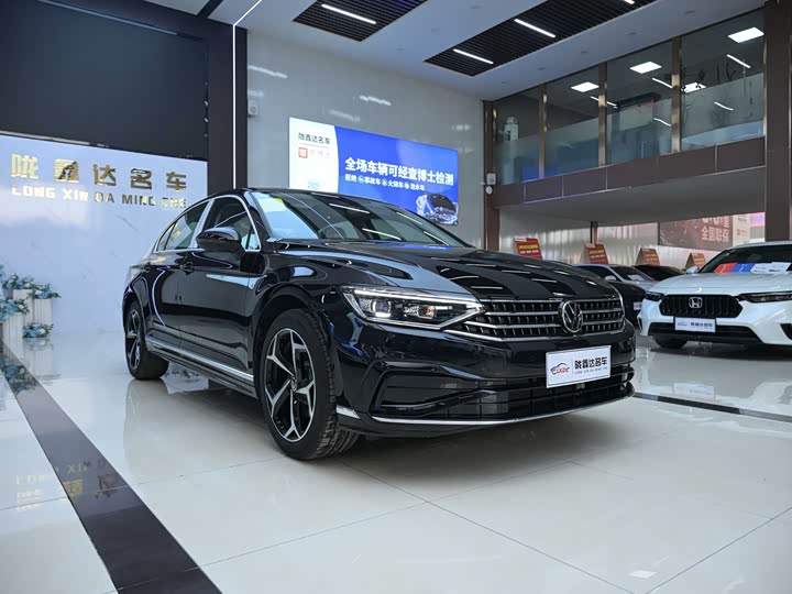 Фото 3 - Volkswagen Magotan