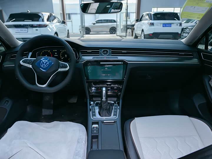 Фото 7 - Volkswagen Magotan