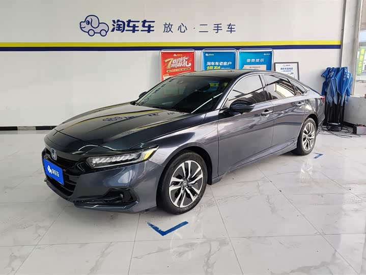 Фото 1 - Honda Accord