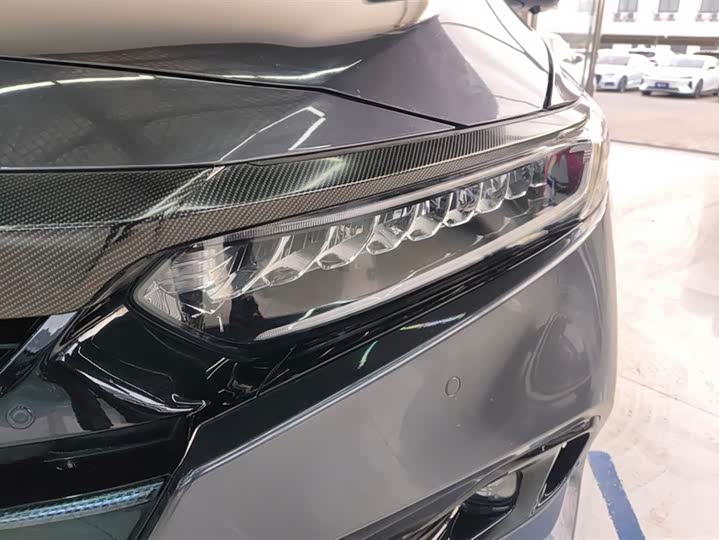 Фото 5 - Honda Accord