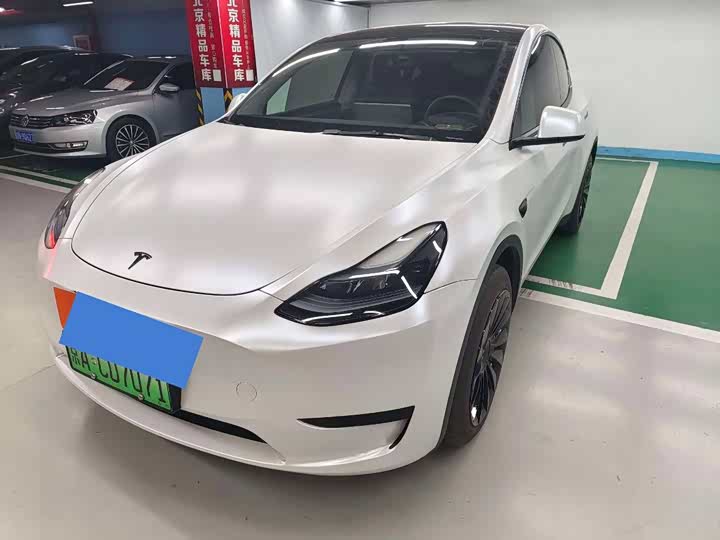 Фото 2 - Tesla Model Y