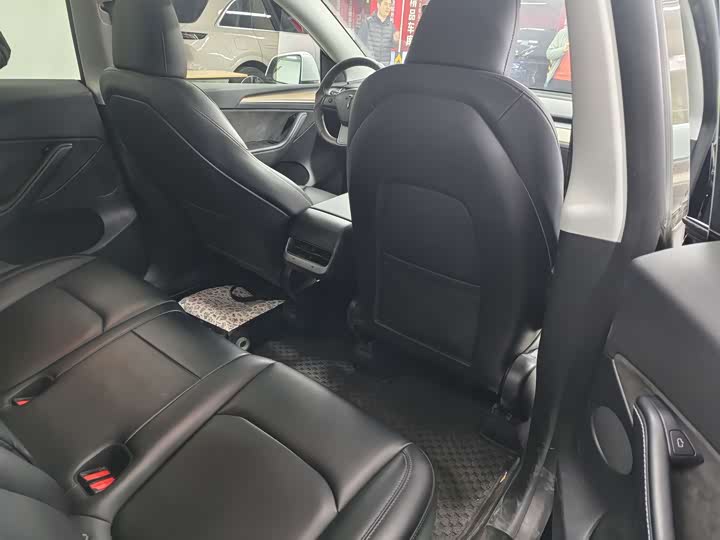 Фото 5 - Tesla Model Y