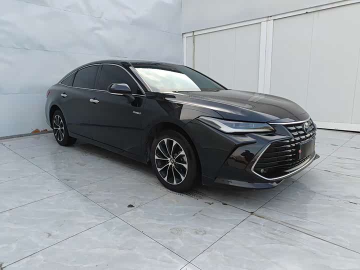 Фото 3 - Toyota Avalon