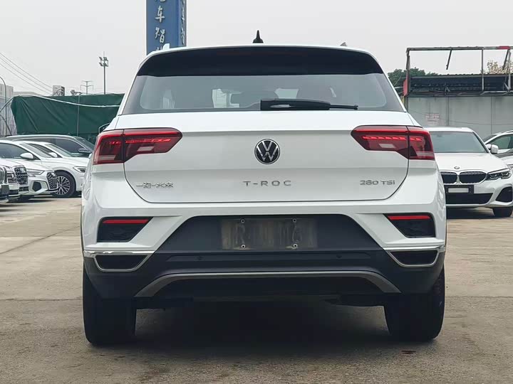Фото 8 - Volkswagen T-Roc
