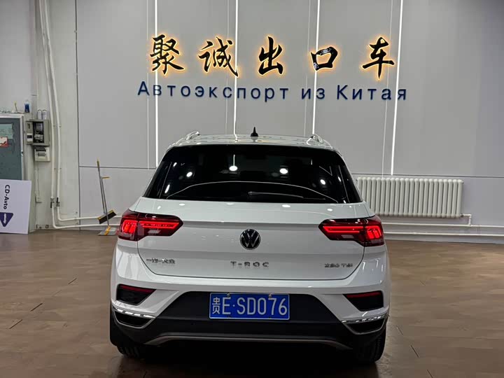 Фото 8 - Volkswagen T-Roc