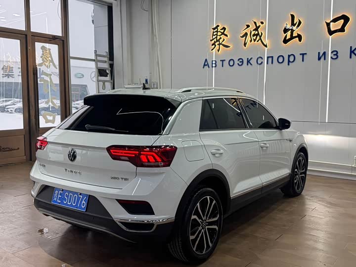 Фото 9 - Volkswagen T-Roc