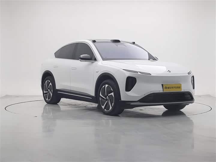 Фото 4 - Nio EC6
