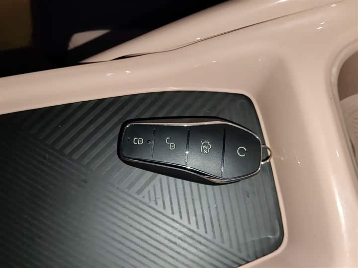 Фото 9 - BYD Seagull