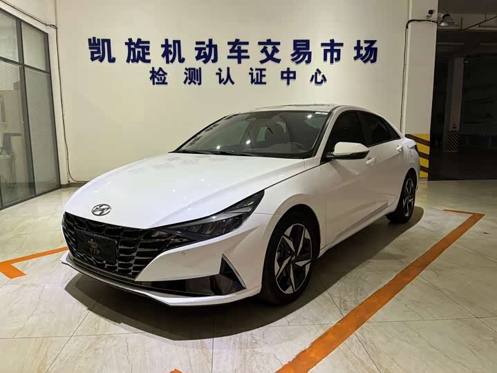 Фото 2 - Hyundai Elantra N line