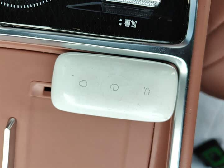 Фото 9 - Geely Galaxy L6