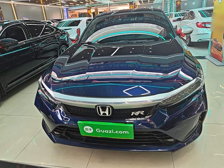 Фото 3 - Honda Inspire