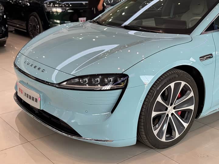 Фото 5 - Luxeed S7