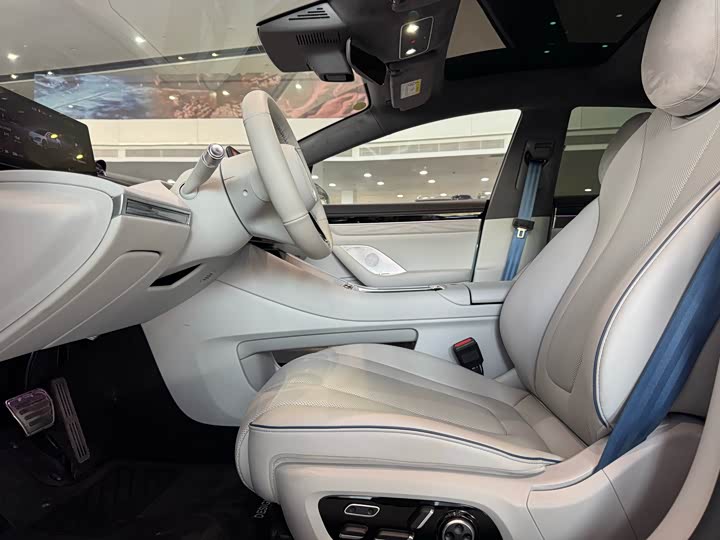 Фото 9 - Luxeed S7