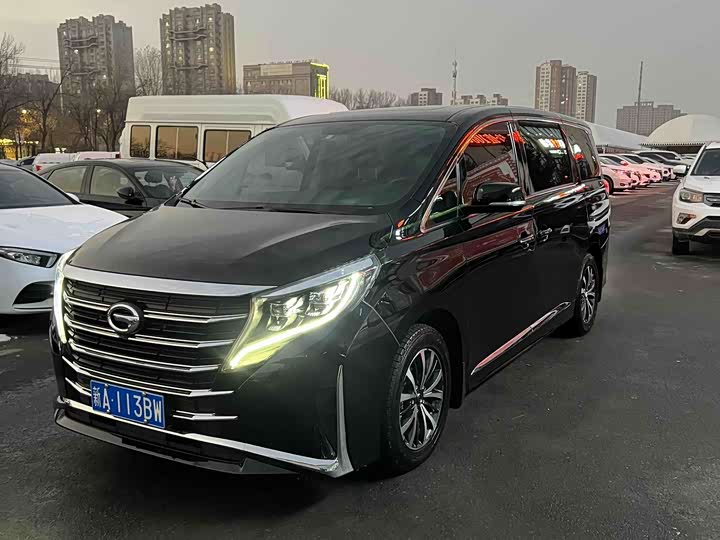 Фото 1 - GAC Trumpchi M8