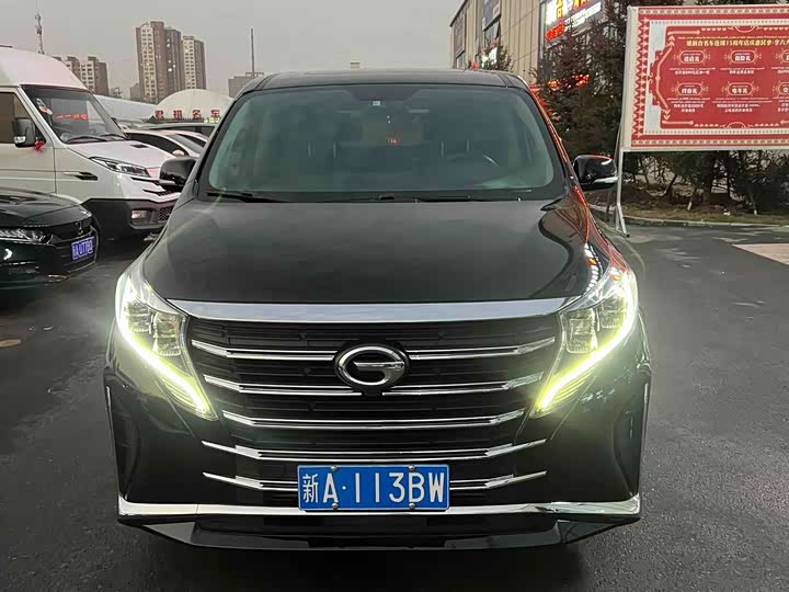 Фото 2 - GAC Trumpchi M8