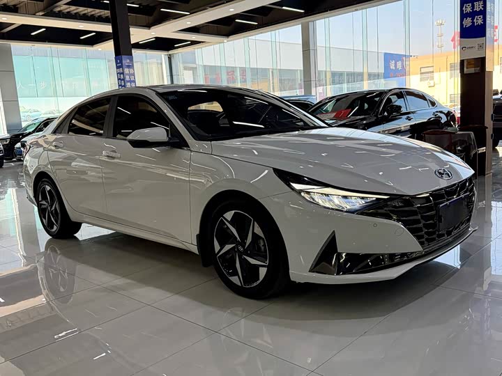 Фото 3 - Hyundai Elantra N line