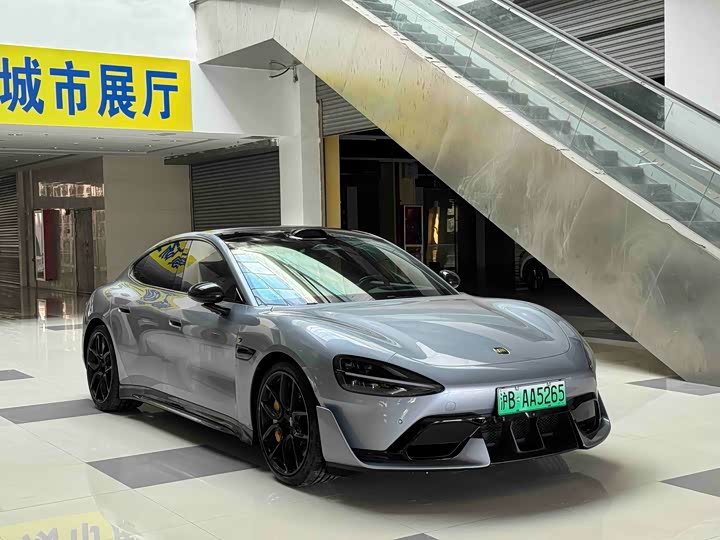 Фото 3 - Xiaomi SU7 Ultra