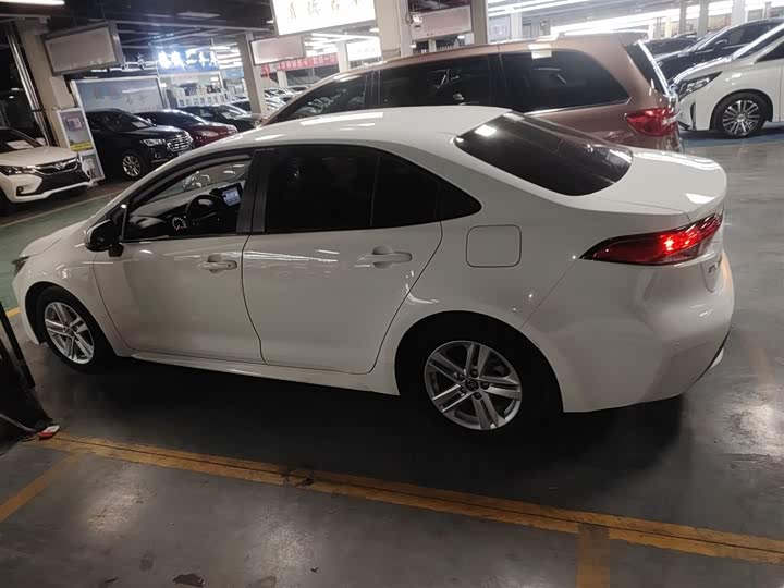 Фото 5 - Toyota Levin