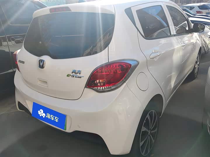 Фото 3 - Changan BenBen E-Star