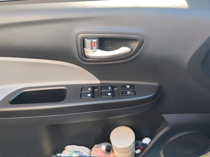 Фото 7 - Changan BenBen E-Star