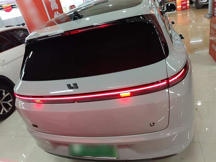 Фото 6 - LiXiang L7