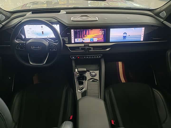 Фото 7 - Geely Monjaro