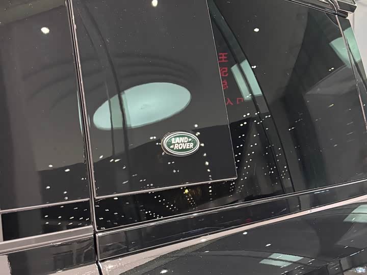 Фото 7 - Land Rover Defender