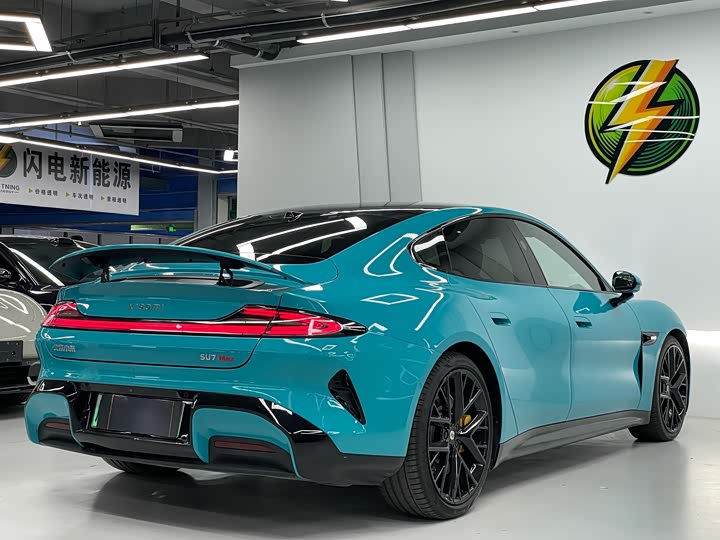 Фото 7 - Xiaomi SU7