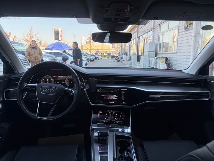 Фото 5 - Audi A6L