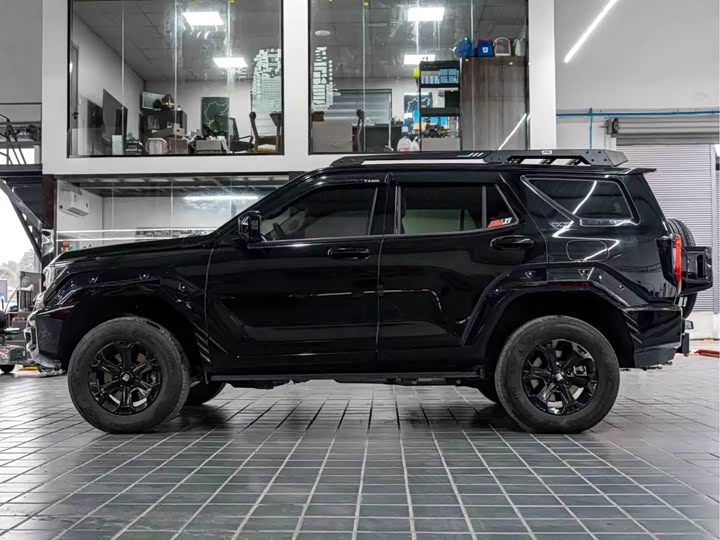 Фото 4 - Tank 400 Hybrid