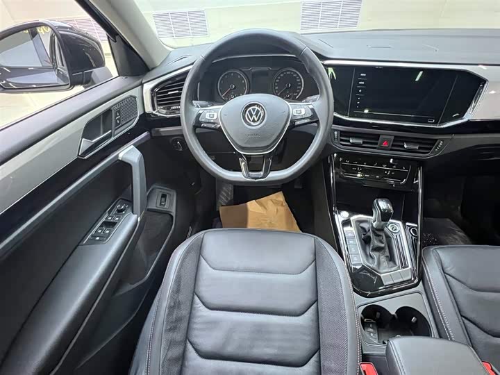 Фото 8 - Volkswagen Tayron