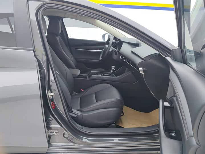 Фото 8 - Mazda 3 (Axela)