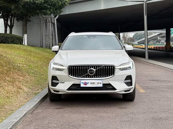 Фото 2 - Volvo XC60